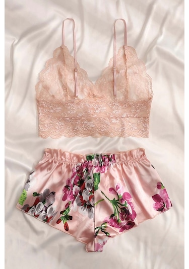 Merry See Dantel Büstiyerli Çiçekli Sütyen Şort Pijama Takımı Çok Renkli