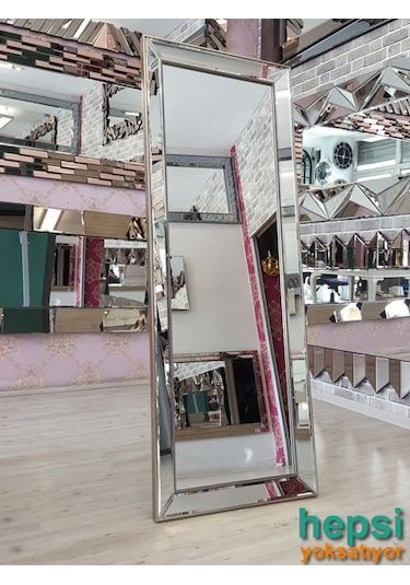 Ayna Çerçeveli Model Eskitme Gümüş Renk Ayaklı Boy Aynası