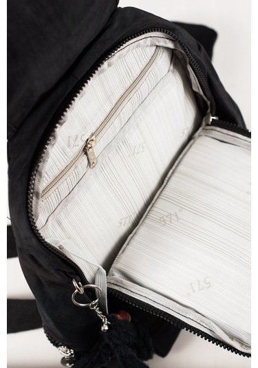 Küçük Boy Krinkıl / Klinkır Su Geçirmez Uzun Askılı Çok Gözlü Günlük Kadın Sırt Çantası Siyah 12-4g Siyah