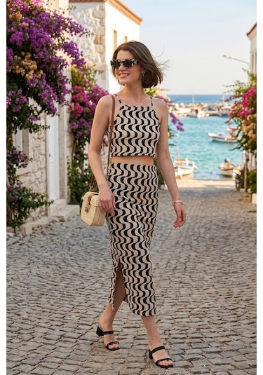 Lela Slim Fit Ip Askılı Yırtmaçlı Bayan Takım 5865278 Siyah-Beyaz