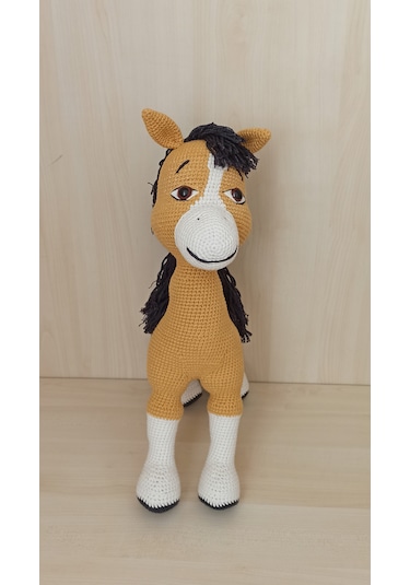 Amigurumi Doru At Yükseklik 44 Cm Uzunluk 30 Cm. El Örgüsü