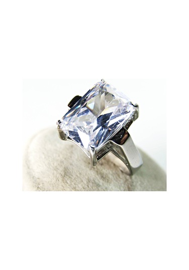 925 Ayar Gümüş Beyaz Baget Taşlı Kadın Yüzük