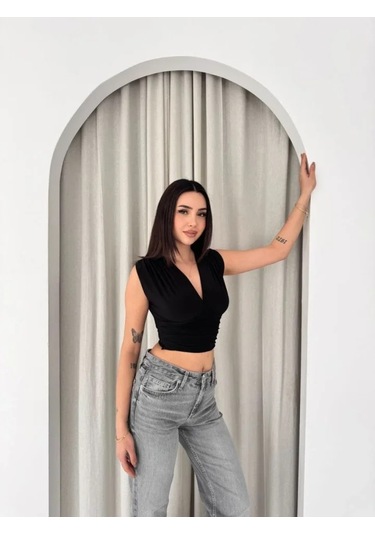 Efnaz Style Vatkalı Kolsuz V Yaka Drapeli Crop Bluz Likralı Fit - Siyah
