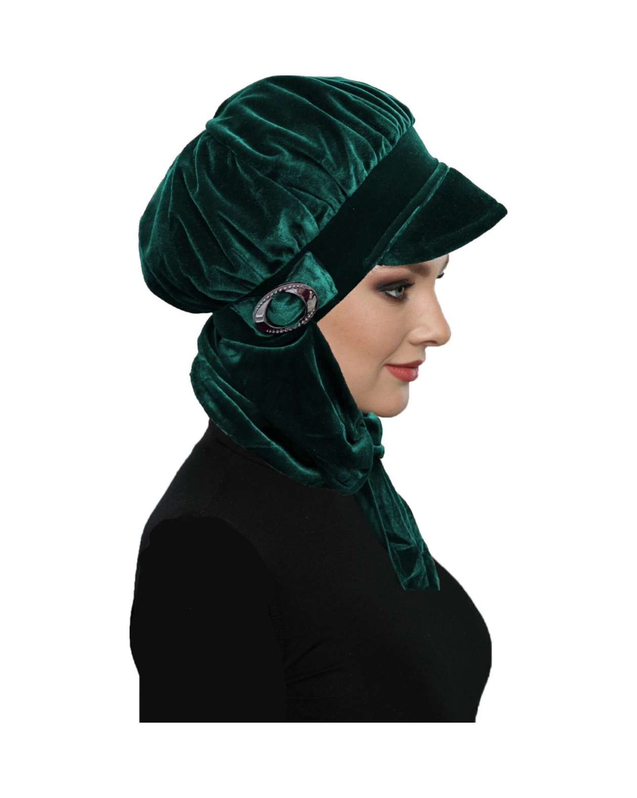 Kadife Şapka Atkılı Toka Detaylı Yeşil Hazır Türban Tesettür Bone Hürrem