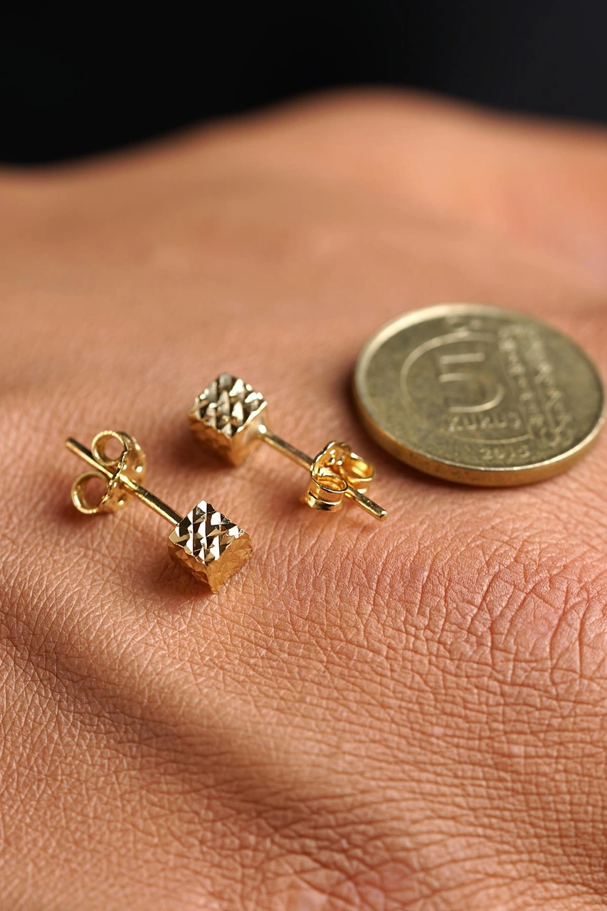 14 Ayar Altın Kalem İşlemeli Küp Küpe Erkek Kp5961-e Sarı Altın