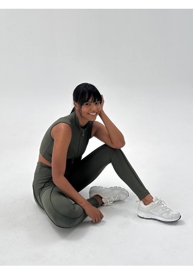 Dikişle Modellenmiş Spor Tayt Haki Yeşili