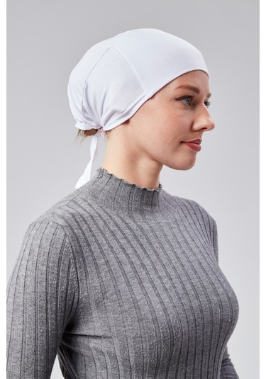 Kadın Tesettür Likralı Penye Dikişsiz Kaymaz Düz Bağlamalı Bone Beyaz