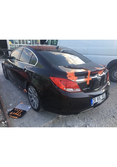 Opel Insignia Spoiler Makyajsız