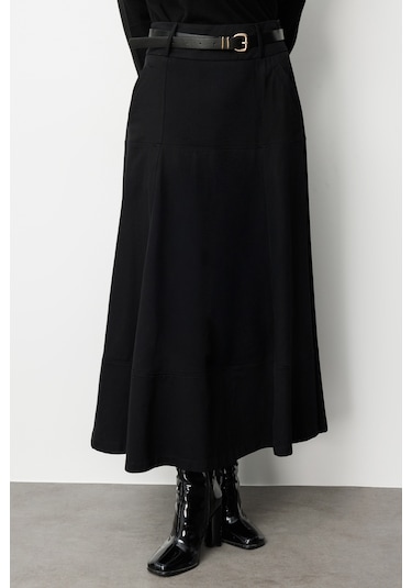 Mizalle Siyah A Kesim Kemerli Kalın Volanlı Maksi Etek Siyah