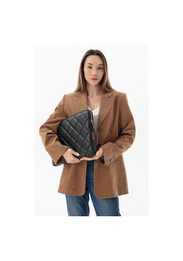 Kapitone Laptop Kılıfı 15 - 16 İnç Siyah