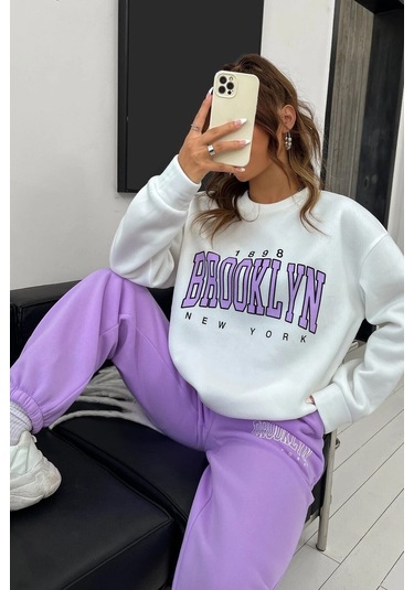 Modagen Kadın Mor Beyaz Brooklyn Baskı Oversize Bisiklet Yaka Alt Üst Eşofman Takımı Morbyaz