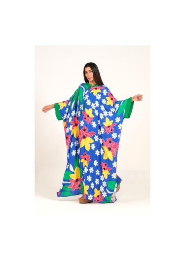 Kadın Mavi Çiçekli Sıfır Yaka Yarasa Kollu Oversize Uzun Elbise - Mavi