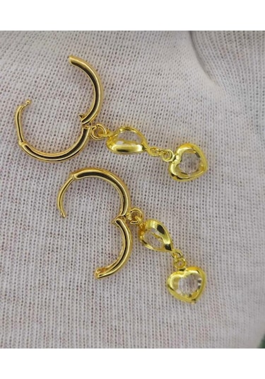 Çelik Gold Renk Kalpli Sallantılı Minimal Özel Tasarım Küpe Beyaz
