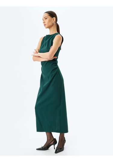 Koton Krep Kumaş Drape Detaylı Slim Fit Yuvarlak Yaka Kolsuz Uzun Kalem Elbise Yeşil 5wak80112uw Yeşil