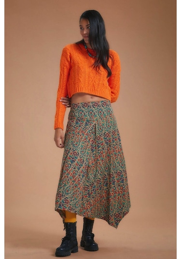 Etnik Desenli Biye Detaylı Asimetrik Kesimli Etek Yeşil