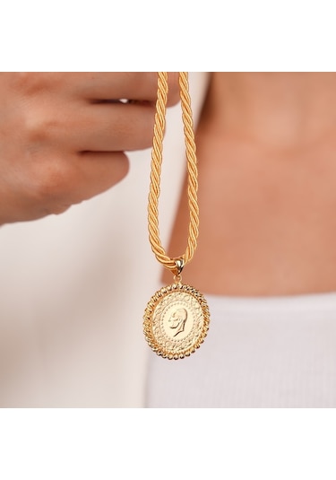 Özden Kuyumcusu Dorika Çerçeveli Yarım Altın Kolye Ucu