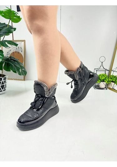 Günlük Kadın Kar Botu Kürklü Bağcıklı Fermuarlı Rugan Rahat Yüksek Kalın Tırtıklı Taban Bootie 77546 Siyah Rugan Günlük Kadın Kar Botu Kürklü Bağcıklı Fermuarlı Rugan Rahat Yüksek Kalın Tırtıklı Taban Bootie 77546 Siyah Rugan