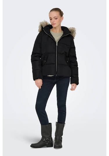 Only Kadın Kapüşonu Kürklü Mont 15349780 Siyah Siyah
