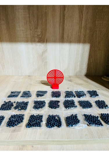 Hedef 9 Cm Kırmızı Renk + 21 Paket Plastik Boncuk Karışık