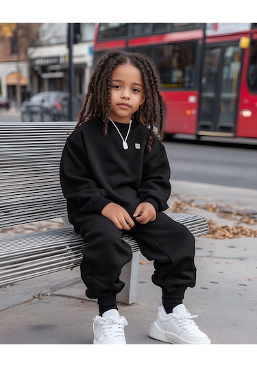 Bisiklet Yaka Eşofman Takımı Siyah