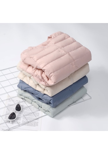 Hafif Kadın Kısa Yuvarlak Yakalı Düz Renk Kuş Tüyü Ceket Sıcak Mont Allık