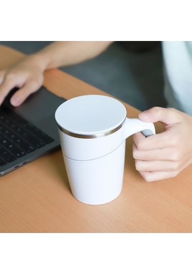 Pazly Yeşil Ve Vantuzlu Termos Şık Ofis Modern Ml Düşmeyen Bardak 500 Jc Yeşil