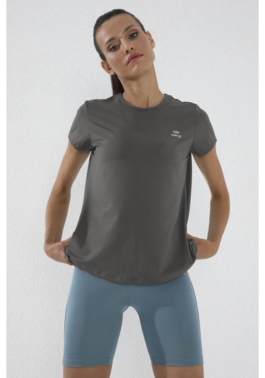 Koyu Gri Basic Kısa Kol Standart Kalıp O Yaka Kadın T-shirt - 97144 Koyu Gri