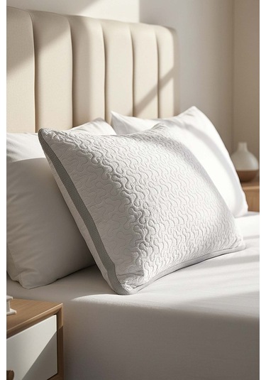 Liena Kapitone Klimalı Yastık 50x70 Cm Beyaz