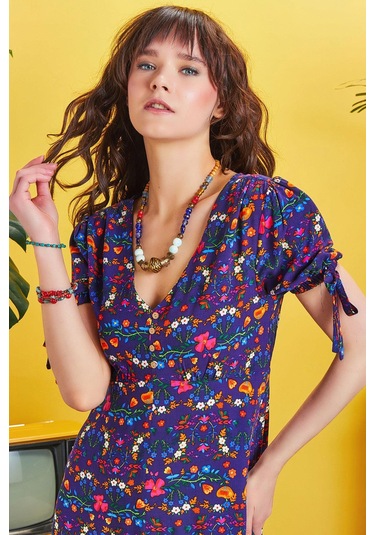 Ön Yırtmaçlı Çiçek Desenli Bohem Elbise 001