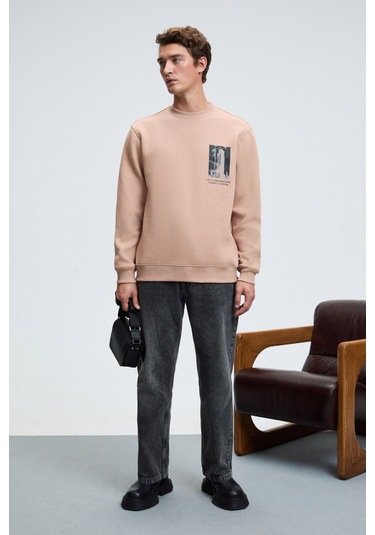 Grimelange LUCIAN Erkek Göğsü Ve Sırtı Baskılı Yuvarlak Yaka Regular Fit Vizon Sweatshirt