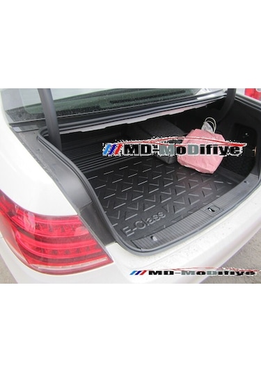 Mercedes E Serisi E180 E200 E250 W212 Bagaj Havuzu 4K Kokusuz .2