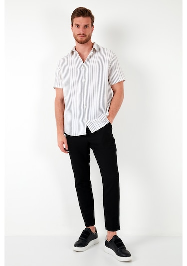 Buratti Çizgili Pamuklu Slim Fit Kısa Kollu Erkek Gömlek Cf23S116097 Beyaz-Siyah Buratti Çizgili Pamuklu Slim Fit Kısa Kollu Erkek Gömlek Cf23S116097 Beyaz-Siyah
