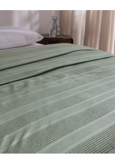 Madame Coco Mathilda King Size Pamuklu Ecocell Düz Pike - Haki 8684427307939 Çok Renkli