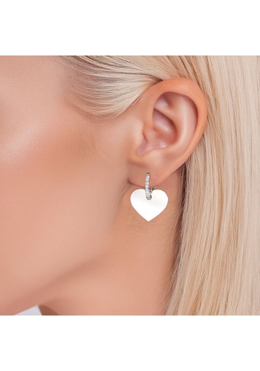 Sade Kalpli Plaka Beyaz Gümüş Küpe Gümüş