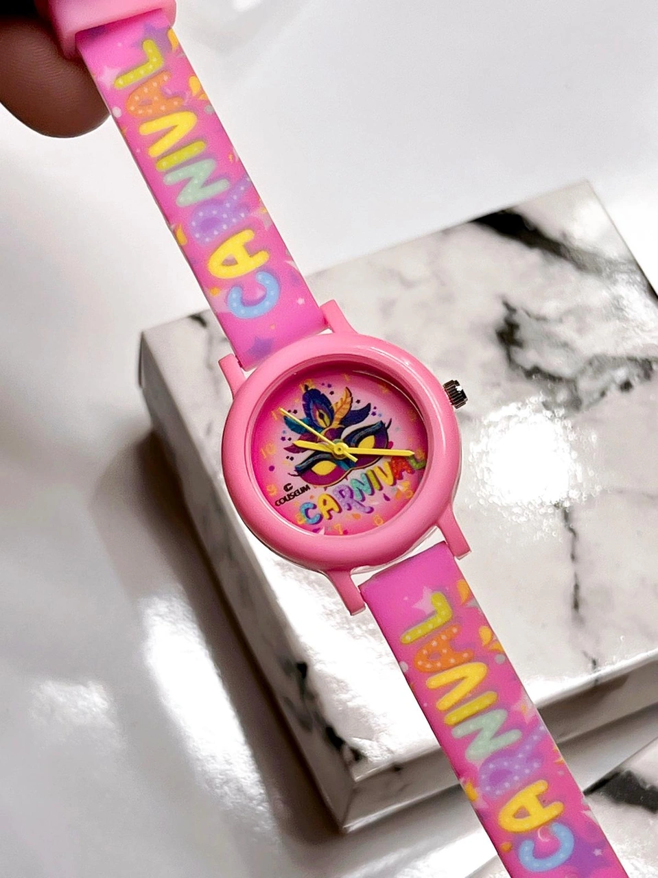 Coliseum Renkli Ve Figürlü Özel Kutulu Çocuk Kol Saati Ft.cls.ck14 Çok Renkli