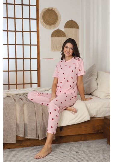 Kadın Yazlık Kısa Kol Penye Süprem Kumaş Pijama Takımı Pembe Çilekli