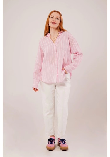 Kol Düğmeli Çizgili Pembe Gömlek Pembe