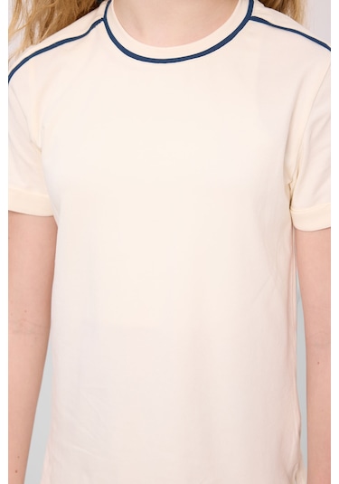 Ekru Pamuklu O Yaka Standart Fit Basic Kız Çocuk T-shirt - 75177 Ekru