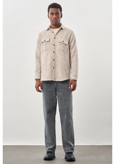 Bej Uzun Kol Kendinden Desenli Gabardin Sert Yaka Kapaklı Cep Pamuklu Classic Comfort Fit Gömlek 1004245167 Bej