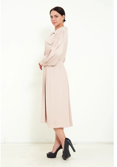 Modatalika Kadın Pile Detaylı Kemerli Gömlek Yaka Şık Uzun Kolu Midi Elbise BEJ