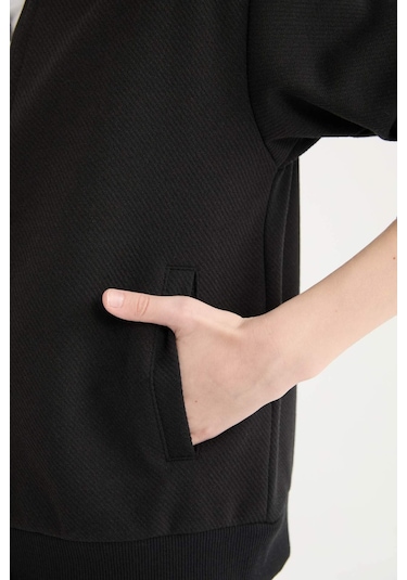 DeFacto Erkek Çocuk Kolej Yaka Fermuarlı Cepli Bomber Hırka D2803A825SPBK81