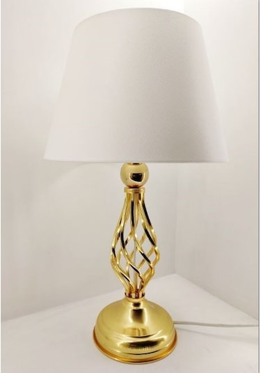 Gold Altın Renk Burgulu Toplu Metal Ayaklı Beyaz Şapkalı Abajur Altın