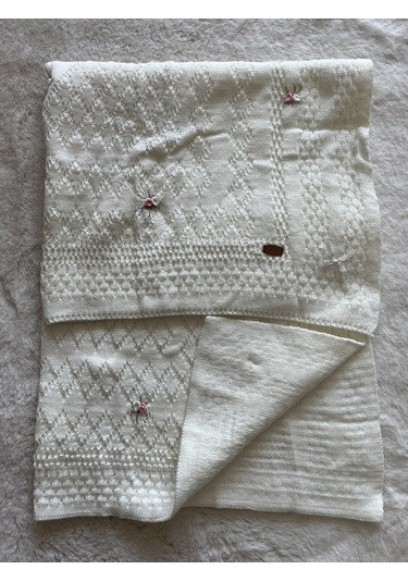 Pembe Çiçekli Çift Kat İnce Triko Battaniye Krem