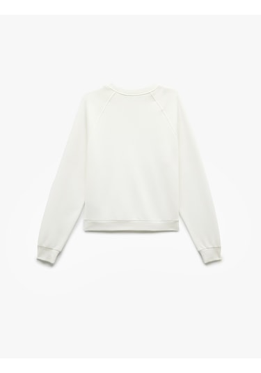 Koton Şardonlu Uzun Kollu Bisiklet Yaka Basic Oversize Sweatshirt Ekru 6wal10129ık Ekru