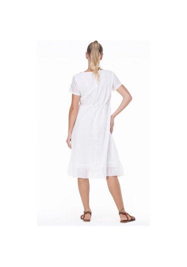 Kısa Kol Şile Bezi Mehtap Midi Boy Nakış Detaylı Elbise Krem Krm-krem