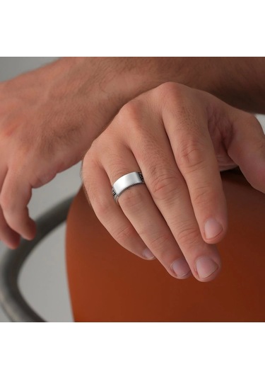 İpek Silver 925 Ayar Gümüş Grek Motifli Üstü Kişiselleştirilebilir Erkek Yüzüğü Çok Renkli