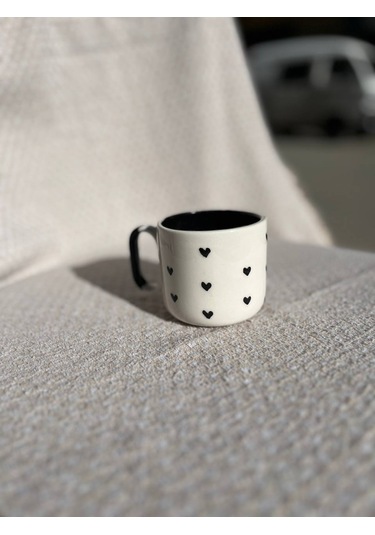 El Yapımı Seramik Kupa, Mug, Türk Kahvesi Bardağı Siyh Kalp Desen