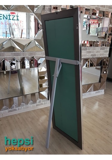 Ayna Çerçeveli Model Gümüş Renk Ayaklı Boy Aynası Gümüş
