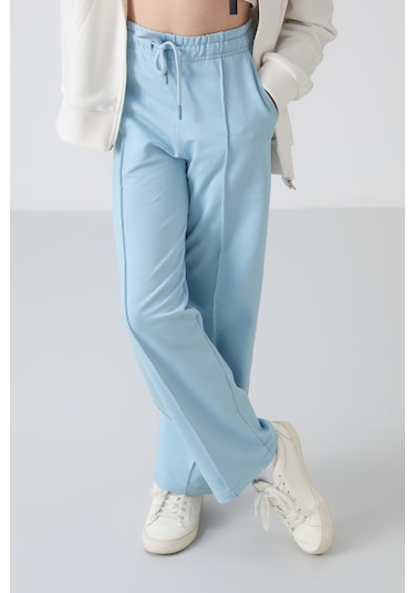 Açık Mavi Cepli Ön Dikiş Detaylı Geniş Paça Kız Çocuk Eşofman Altı -75144 Açık Mavi