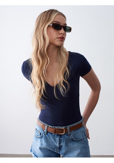 Dilvin 32840 V Yaka Basic T-shirt-lacivert
